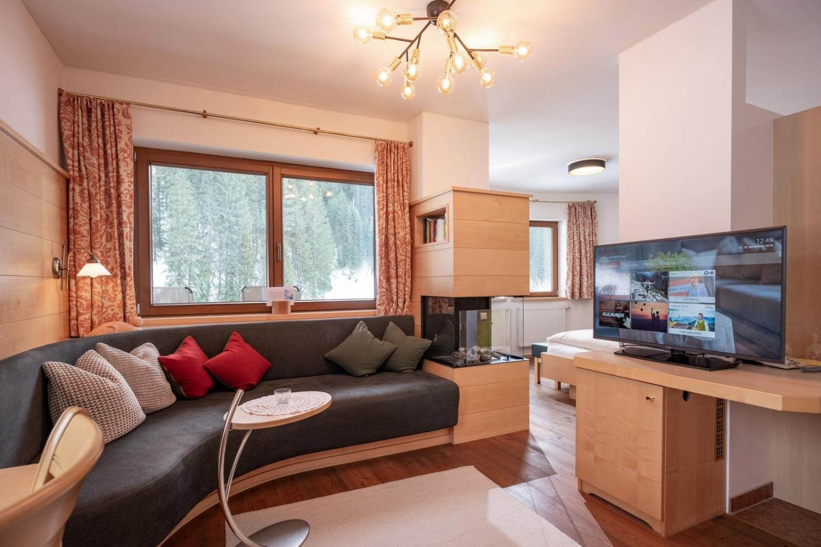 Natur- & Wanderhotel Tuxertal Kültér fotó