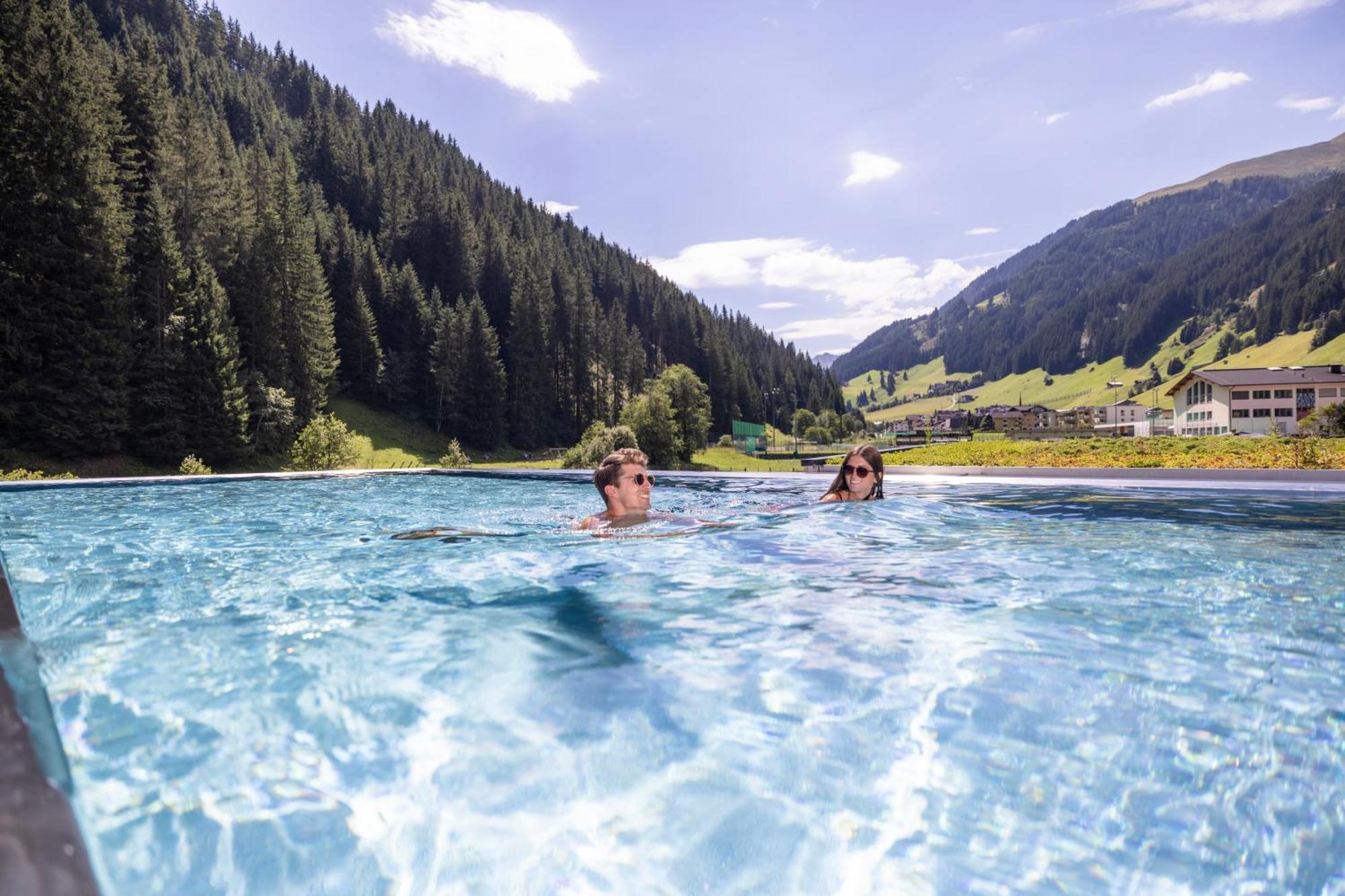 Natur- & Wanderhotel Tuxertal Kültér fotó