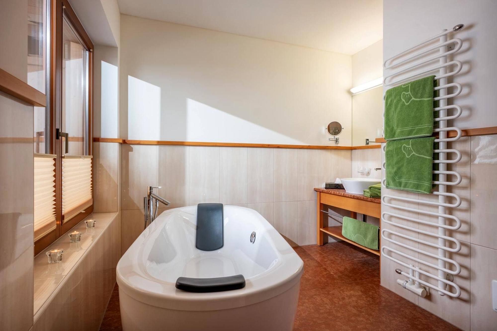 Natur- & Wanderhotel Tuxertal Kültér fotó