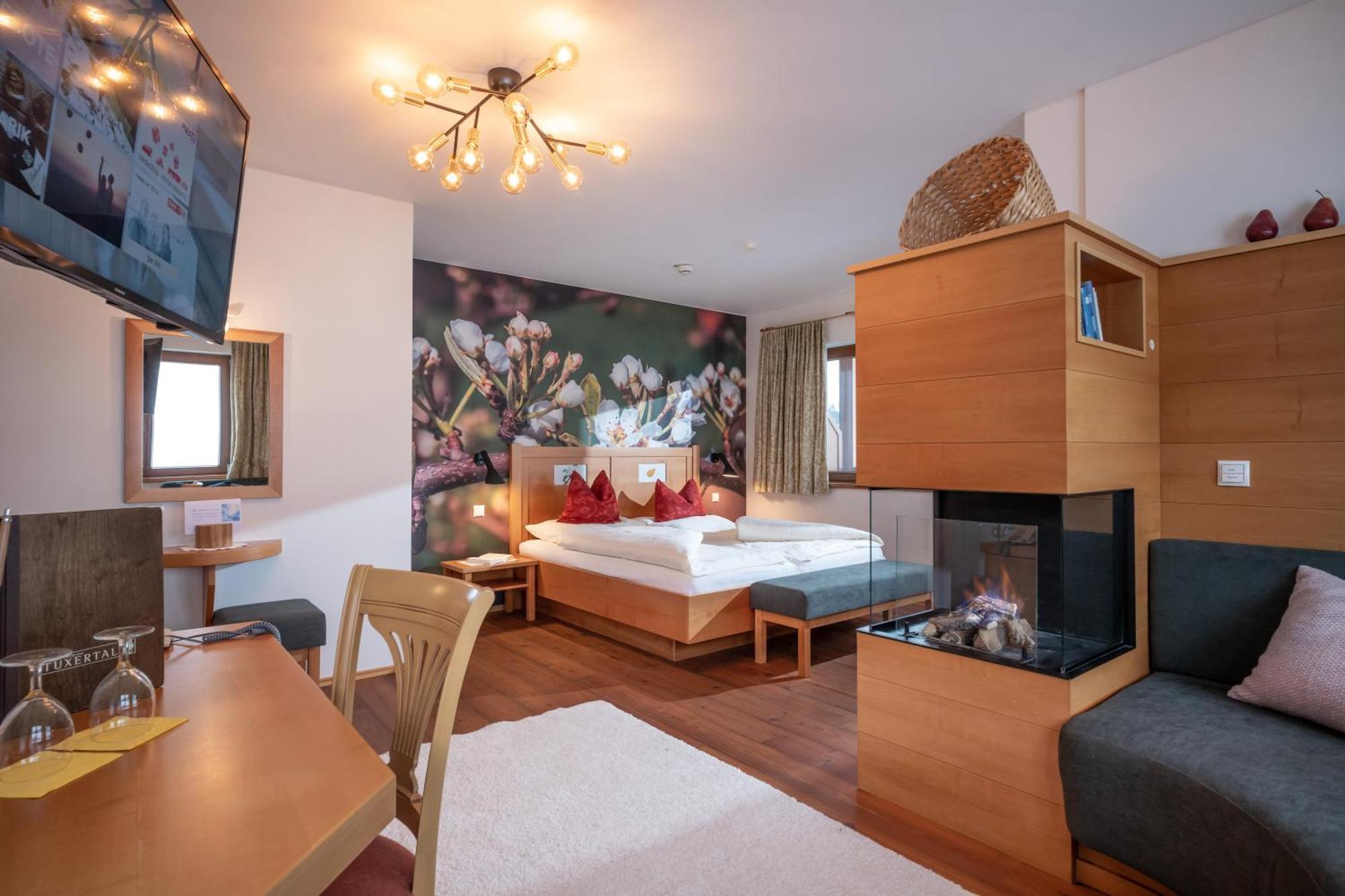 Natur- & Wanderhotel Tuxertal Kültér fotó