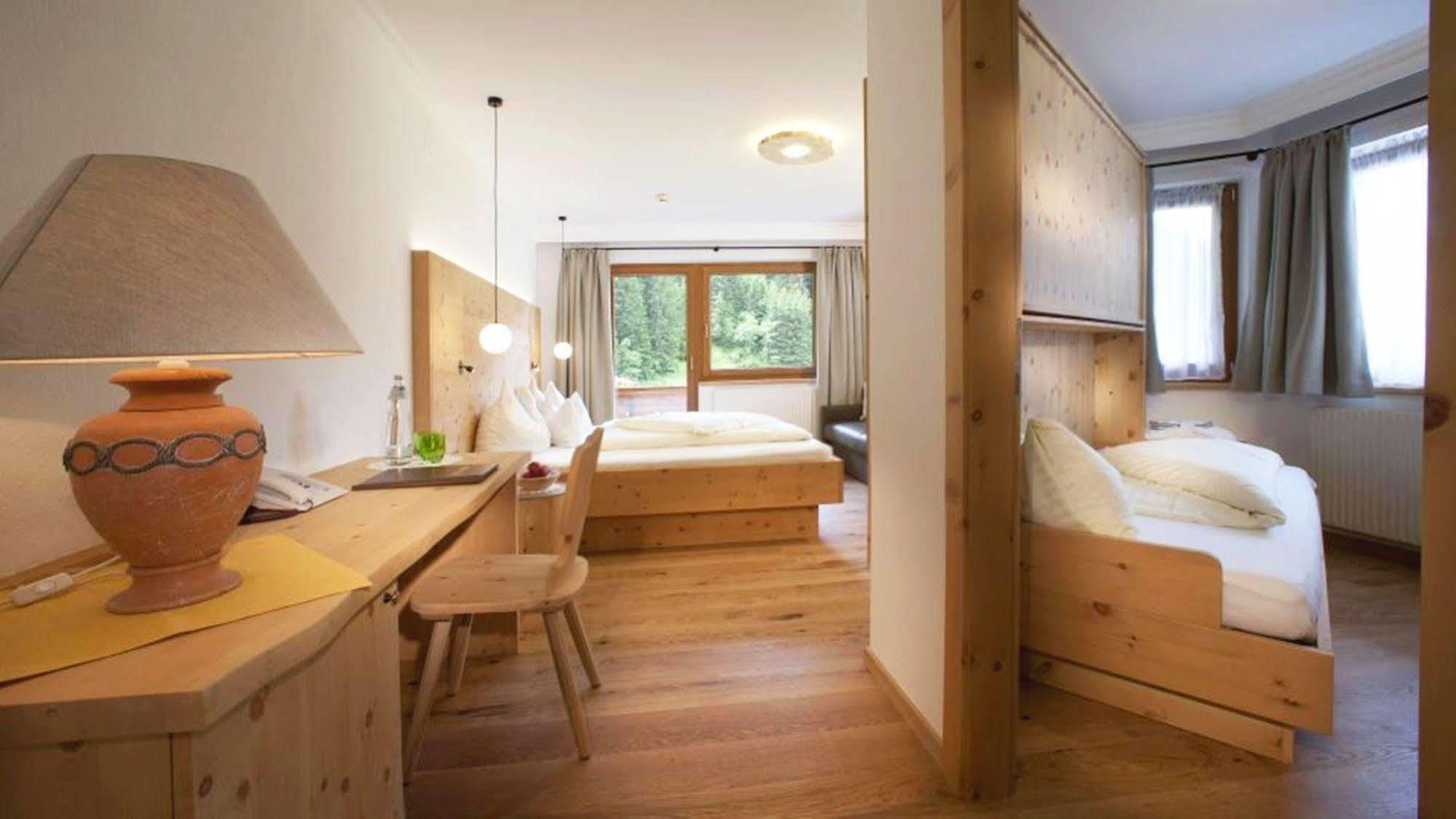 Natur- & Wanderhotel Tuxertal Kültér fotó